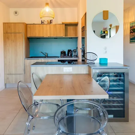 Apartamento La Clé Terrasse, Proche Port,centre, Parking,clim *