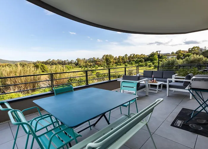 La Cle Terrasse, Proche Port,centre, Parking,clim * Porto-Vecchio (Corsica)