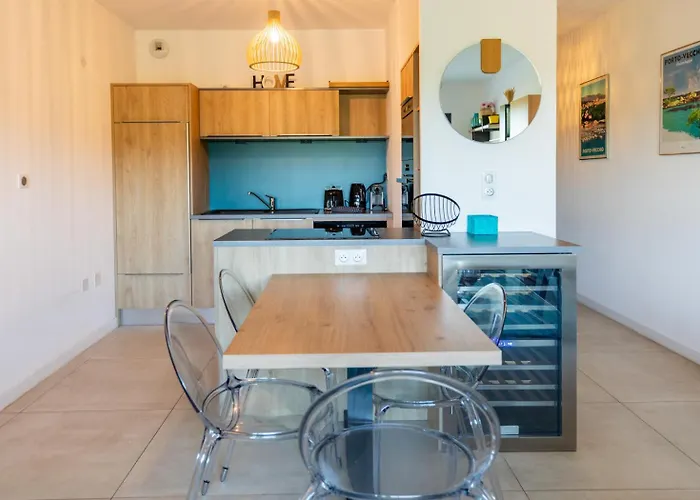 Apartment La Cle Terrasse, Proche Port,centre, Parking,clim *